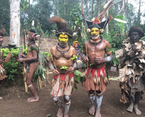 Tari - Huli Tribe - Spirit Dance - Papua New Guinea