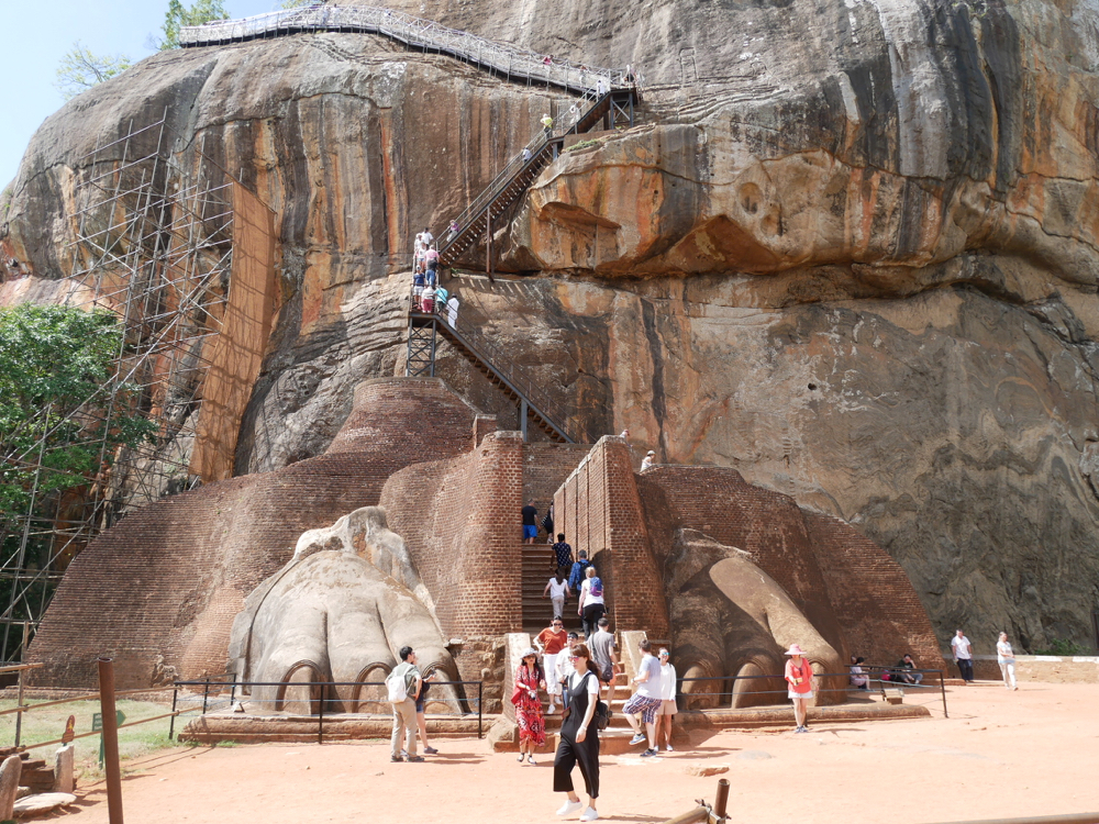 Lions paws staircase - Sigiriya rock, Sri Lanka