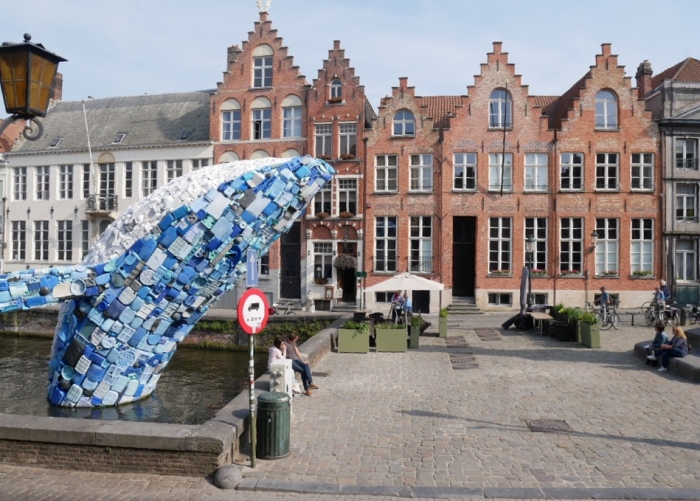 Plastic whale sculpture - Bruges