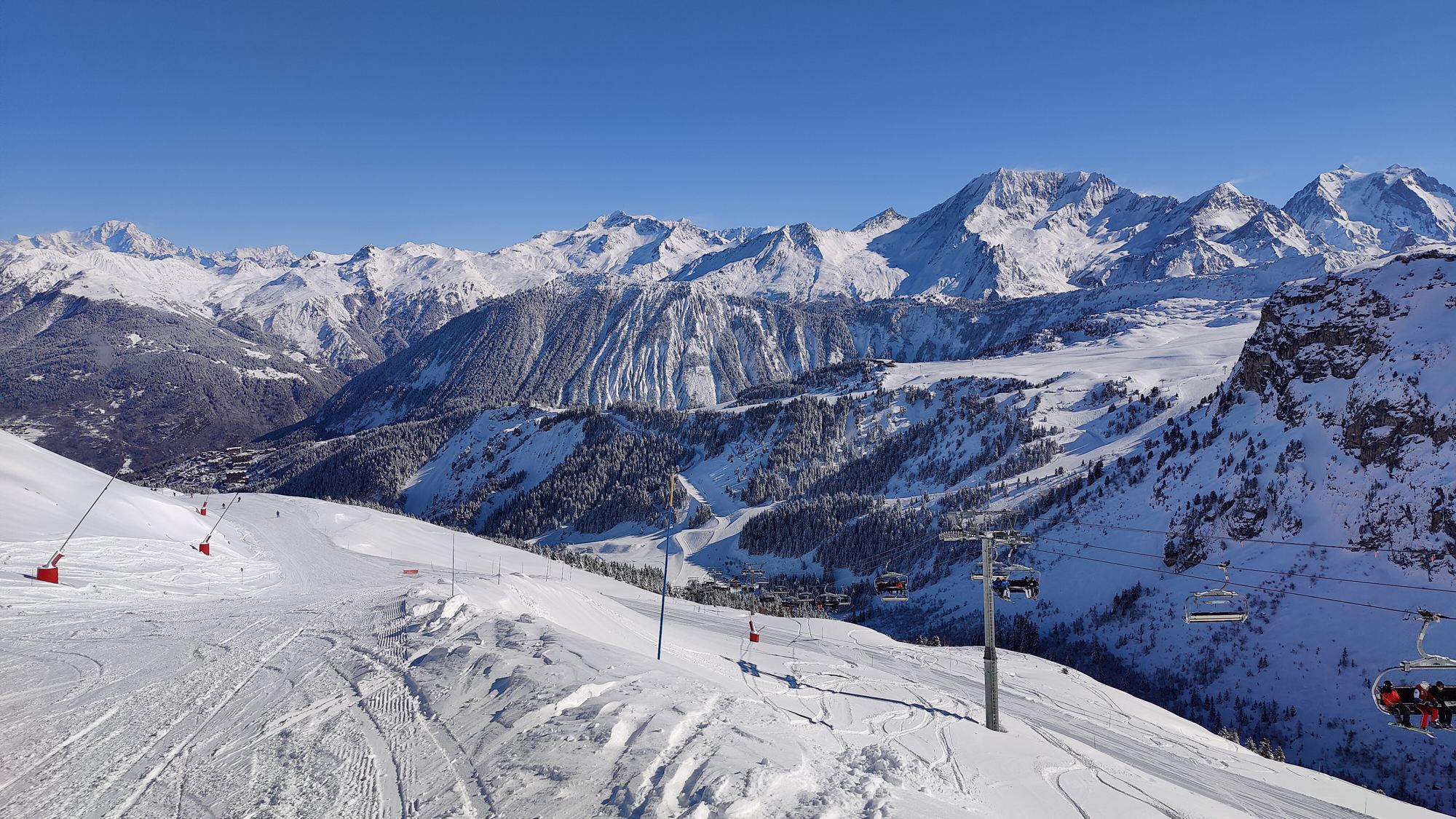 Courchevel / Meribel skiing views, March 2023